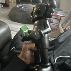 Kaws Special Edition Cash