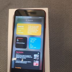 Unlocked IPhone SE 64gb