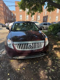 2011 Mercury Milan