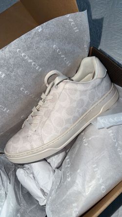 Women’s Coach Signature Low-Top Sneakers Size 8