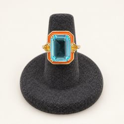 Gold tone cocktail ring sz 7