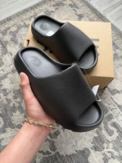 Yeezy Slides