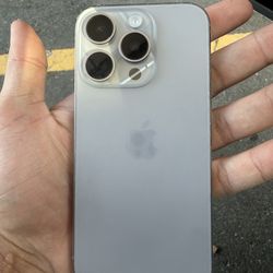 iPhone 15 Pro T-Mobile / metro