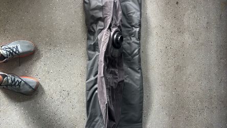 Intex Airbed with electric inflator