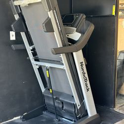 NordicTrack Commercial 1750 Treadmill 2020