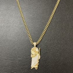 14 k gold plated large pendant with chain.