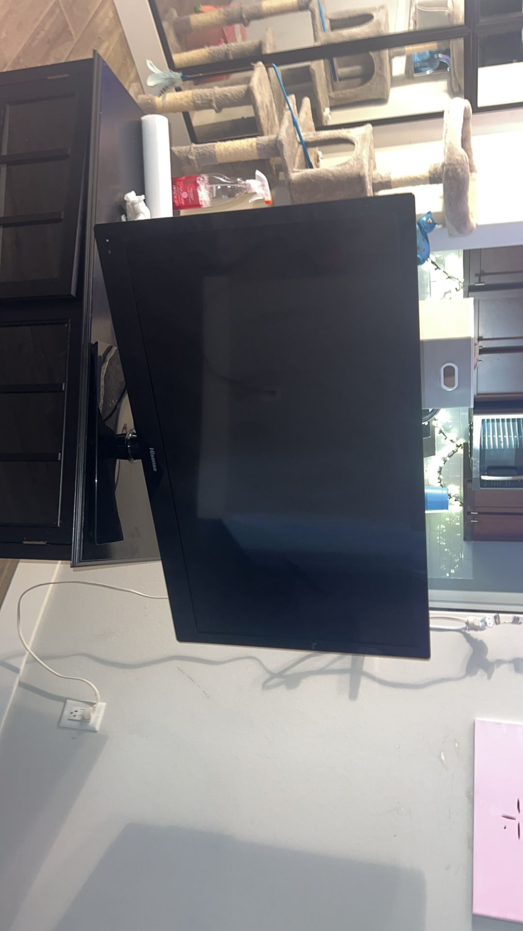 42” TV