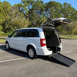 2016 Chrysler 34k Miles Wheelchair Accessible Van 