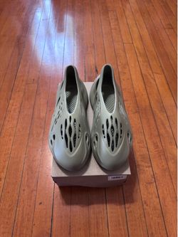 Adidas Yeezy Foam Runner Stone Salt size 12