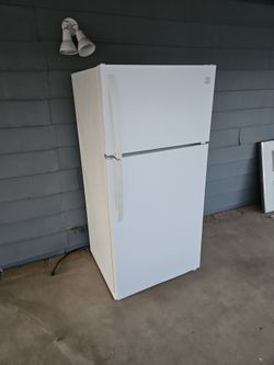Kenmore Refrigerator
