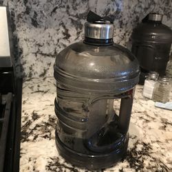 Geo Sports Bottles GEO 1 Gallon (128oz) BPA Free Reusable Leak-Proof Drinking Water w/48mm Stainless Steel (Black)