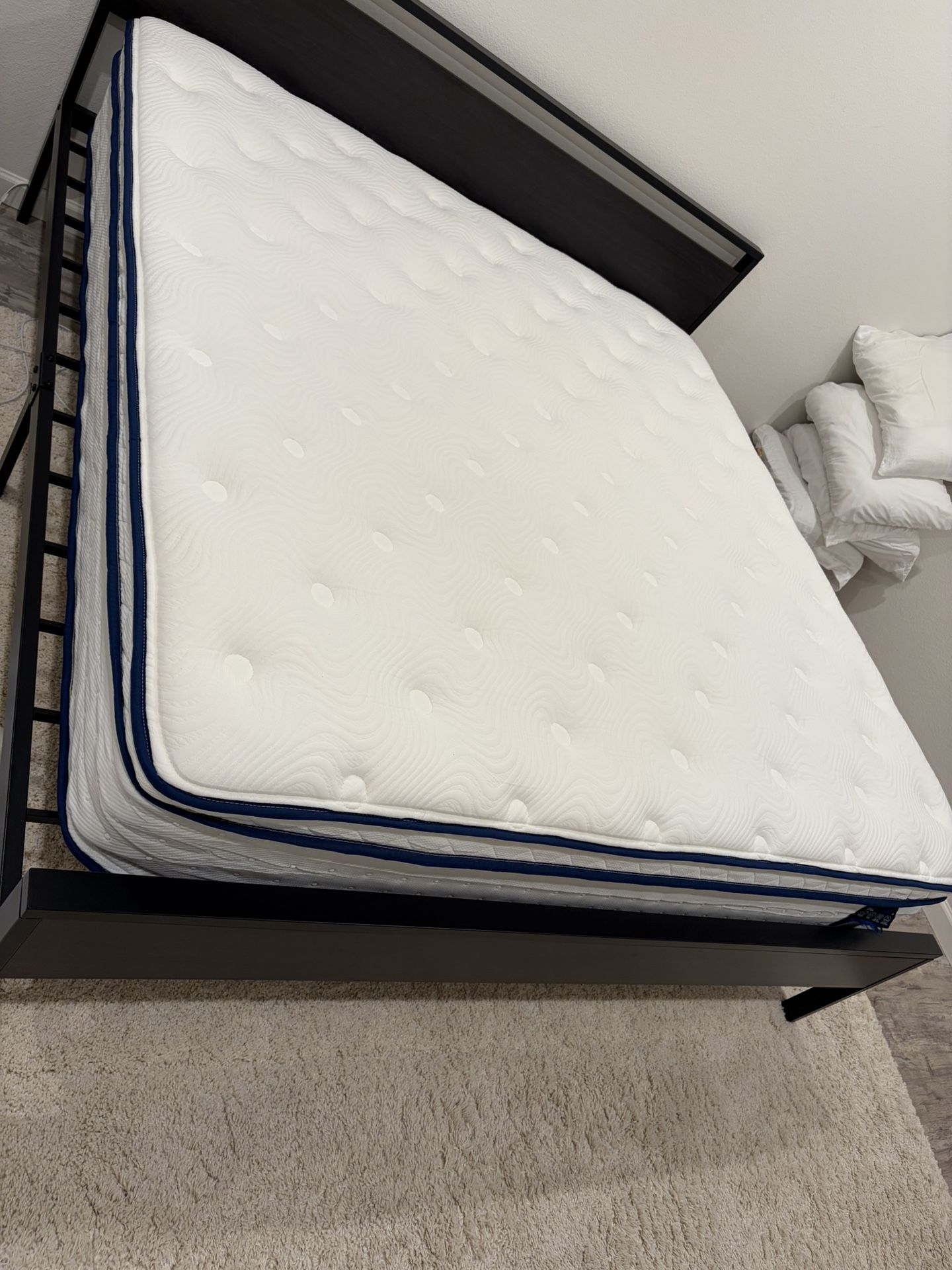 Like New King Size Bedframe And Mattress In excellent Condition Like New 