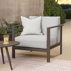 🌤️ New 30.5" Outdoor Lounge Chair – Cloudy Gray – $300