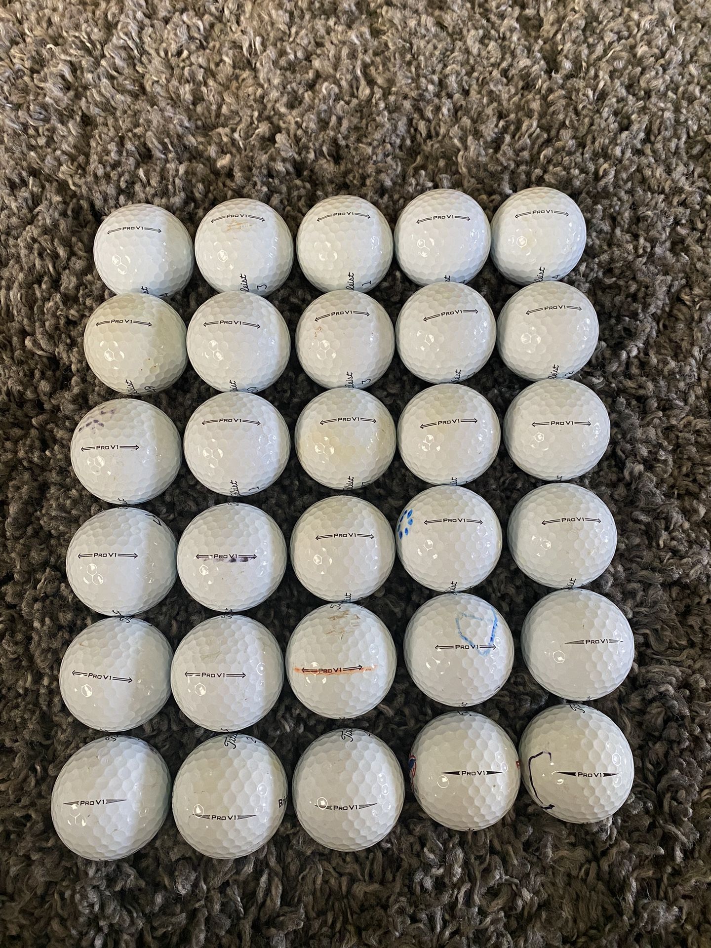 30 Titleist Pro V1 Golf Balls 