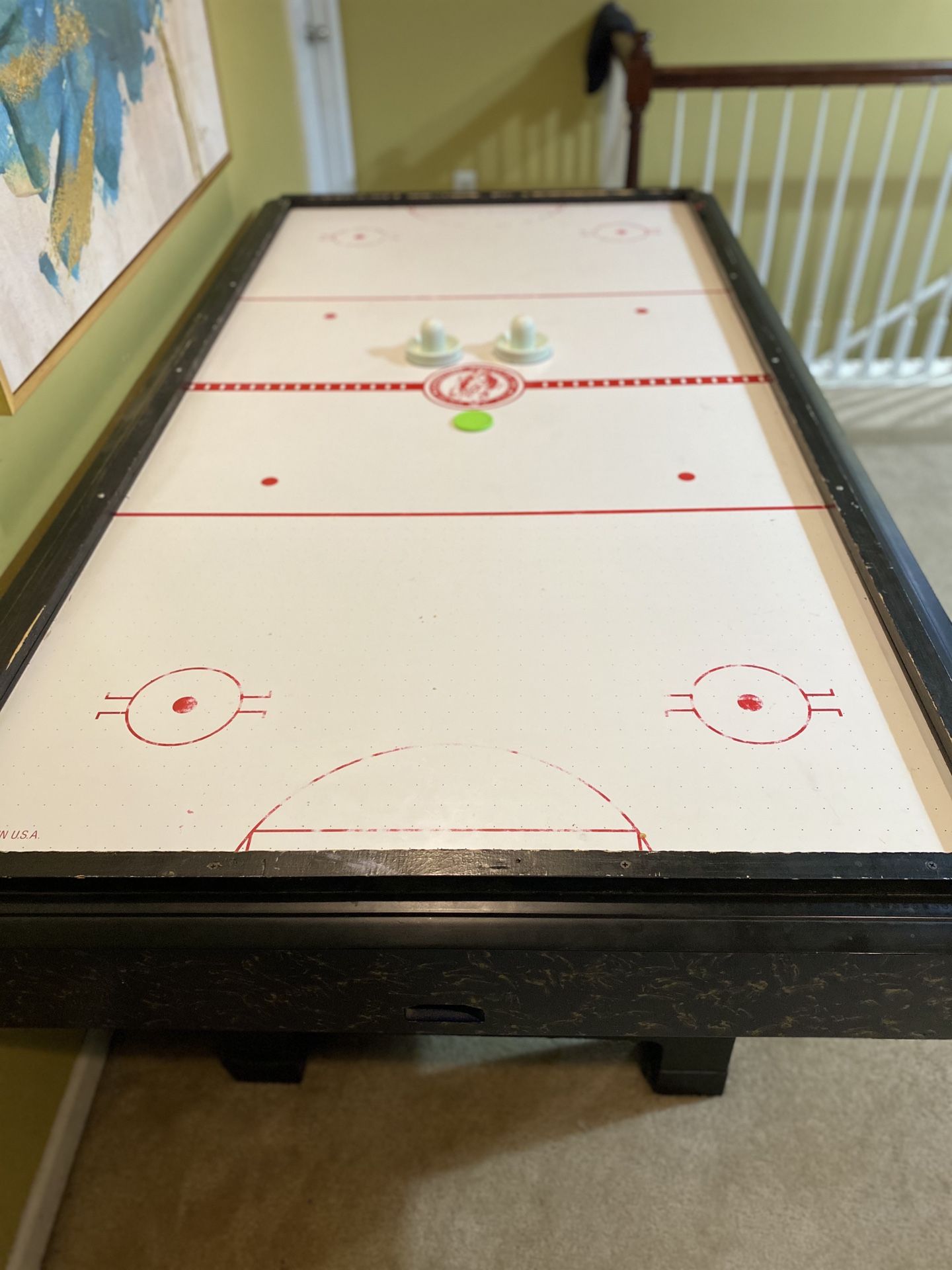 Air Hockey Table