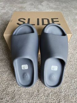 Yeezy slides - all sizes and colors