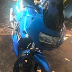 2005 Kawasaki Ninja  500