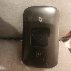 Moxee Mobile Hotspot TracPhone Prepaid- Black