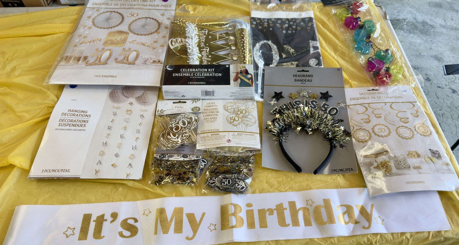 50th Birthday Decorations, 12 piece bundle, ALL brand new!!