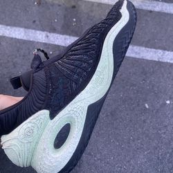 Nike Cosmic Unity men size 9