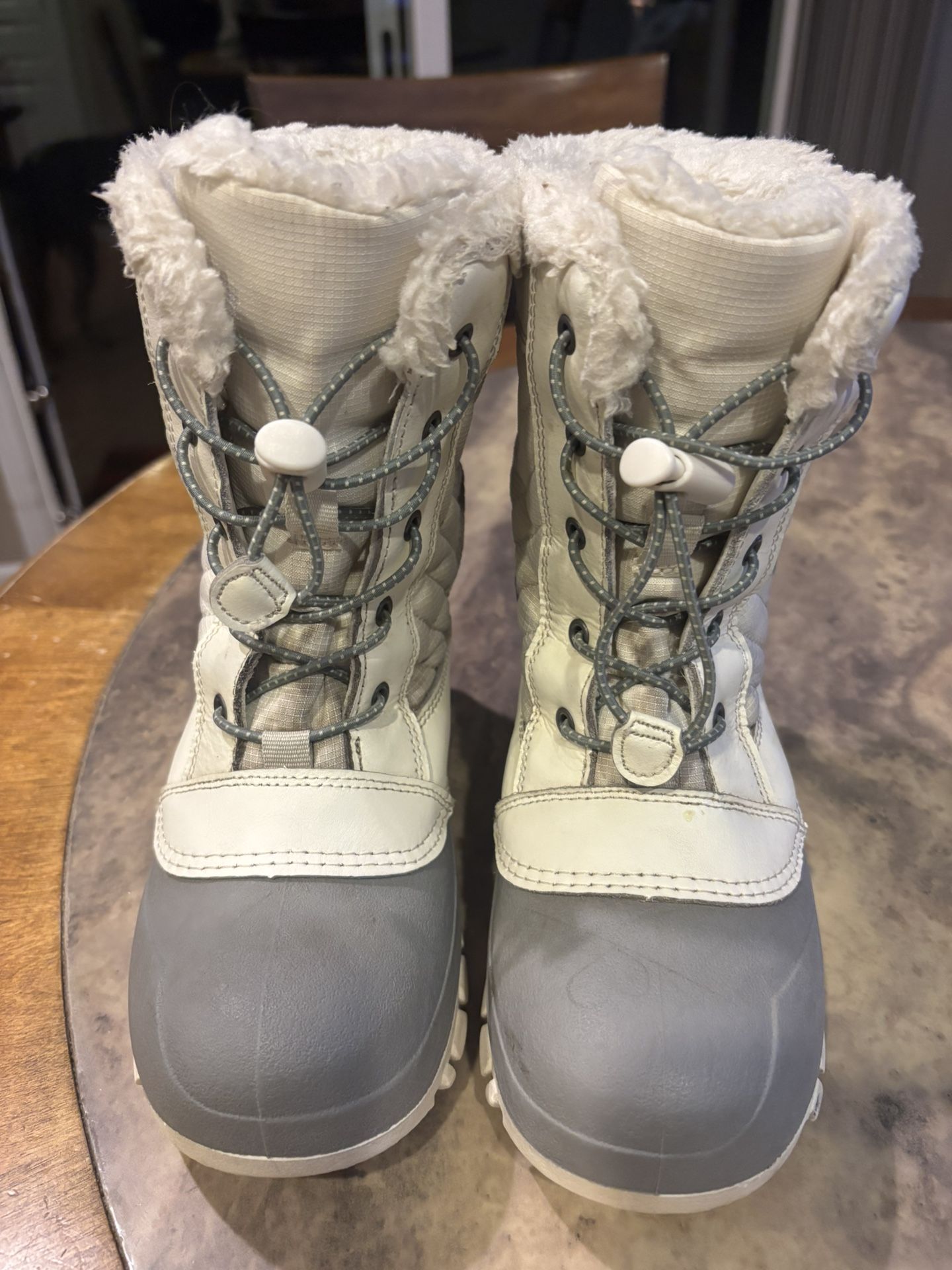 Girls Winter Boots-Size 2