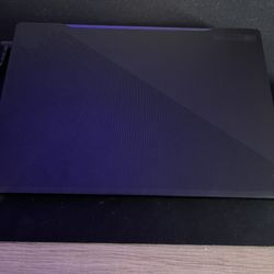 ASUS - ROG Zephyrus M16 16" 240Hz Gaming Laptop QHD - Intel i9 GeForce 4070rx