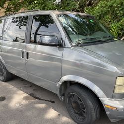 1999 GMC Safari
