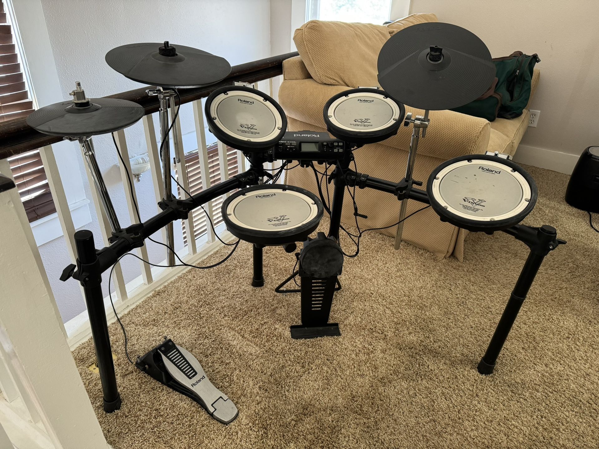 Roland TD-4 Full Electric Drum Set