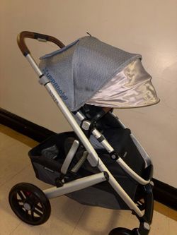 UPPAbaby Cruz V2 stroller typically retails for $579.99 to $699.99. Here comes the updated version of the crowd favorite Cruz Stroller! The stroller w