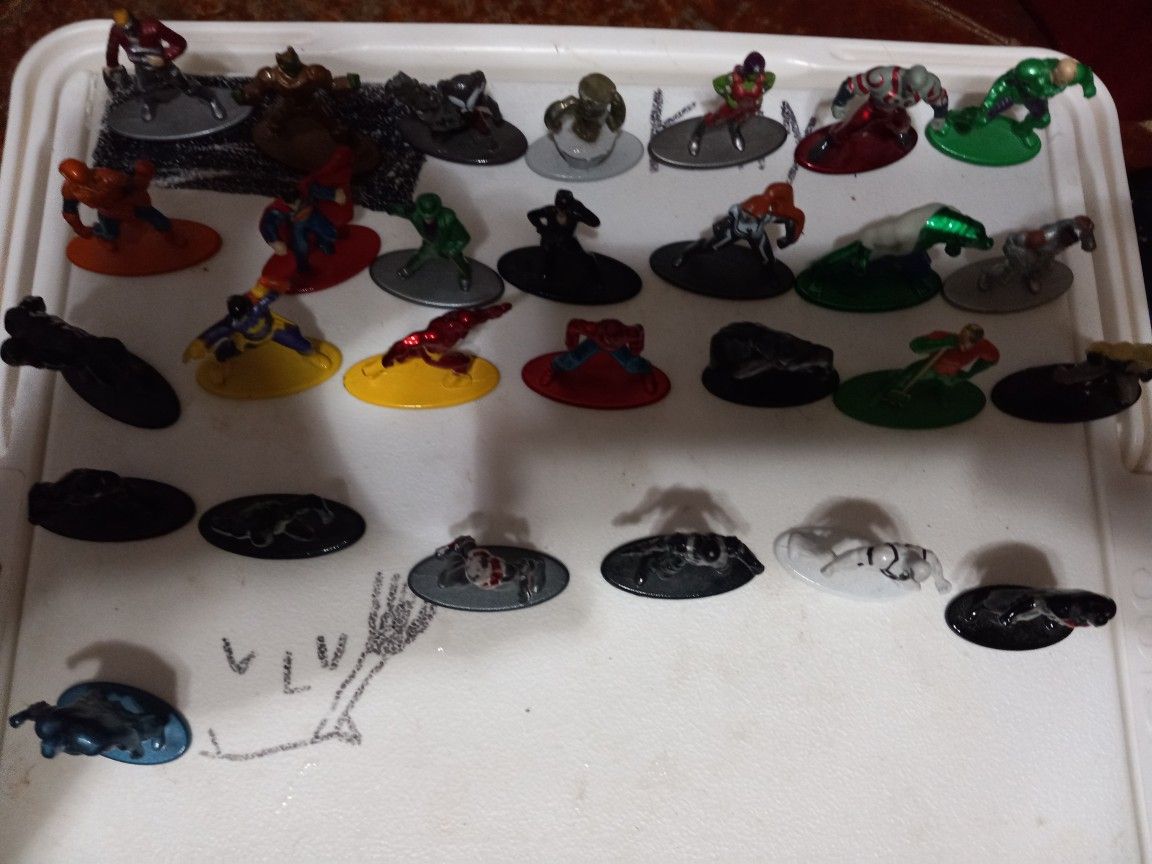 Small Figurines Metal