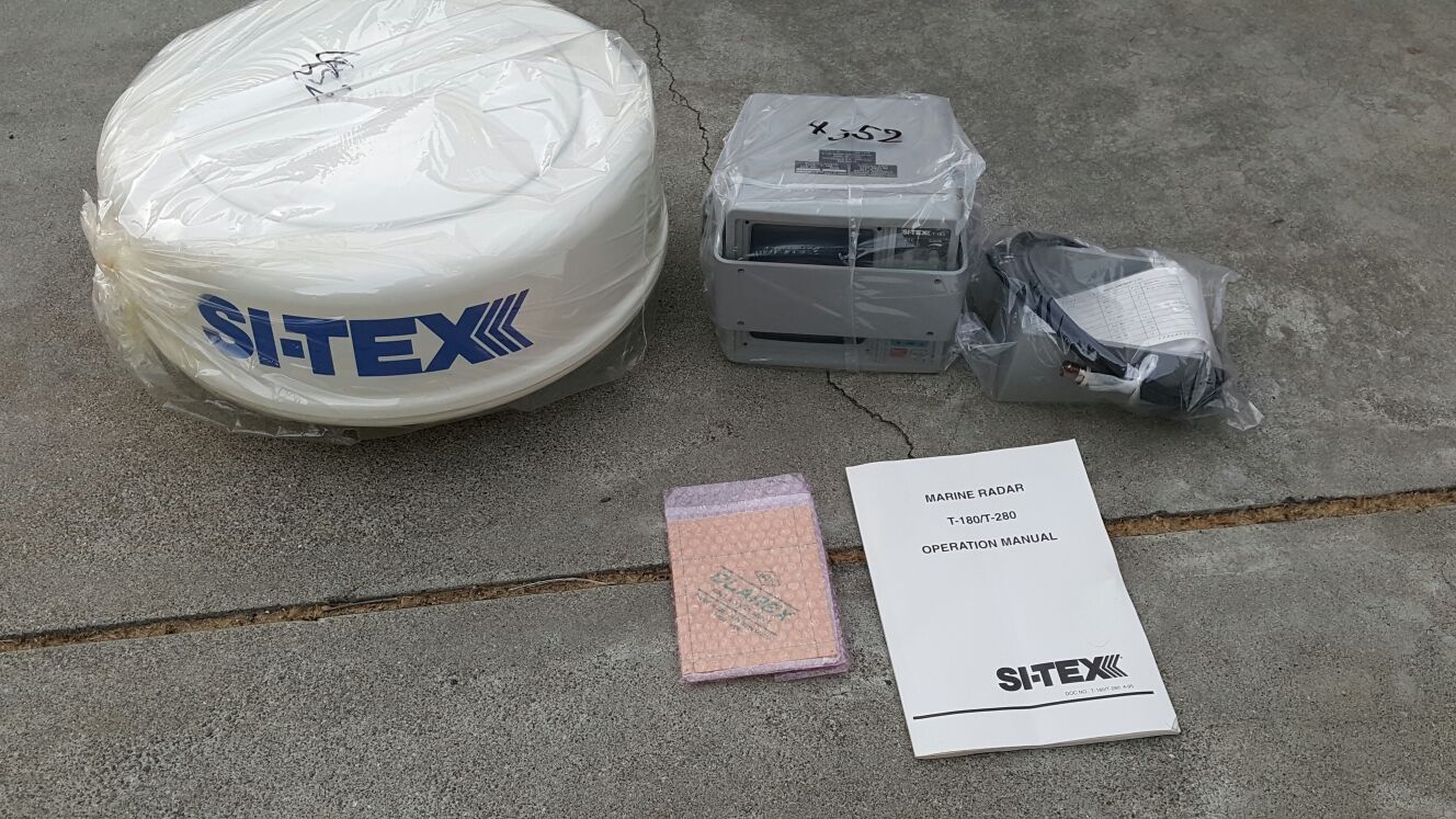 Rare vintage new in box vintage si-tex t180 marine radar made in Japan wow boat