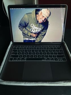 MacBook Air 13 inch (256gb)