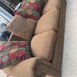 Like New Couch 