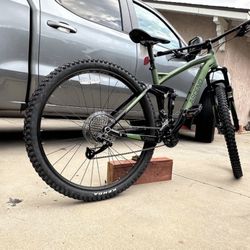 Ascend Full Suspension Mountain Bike