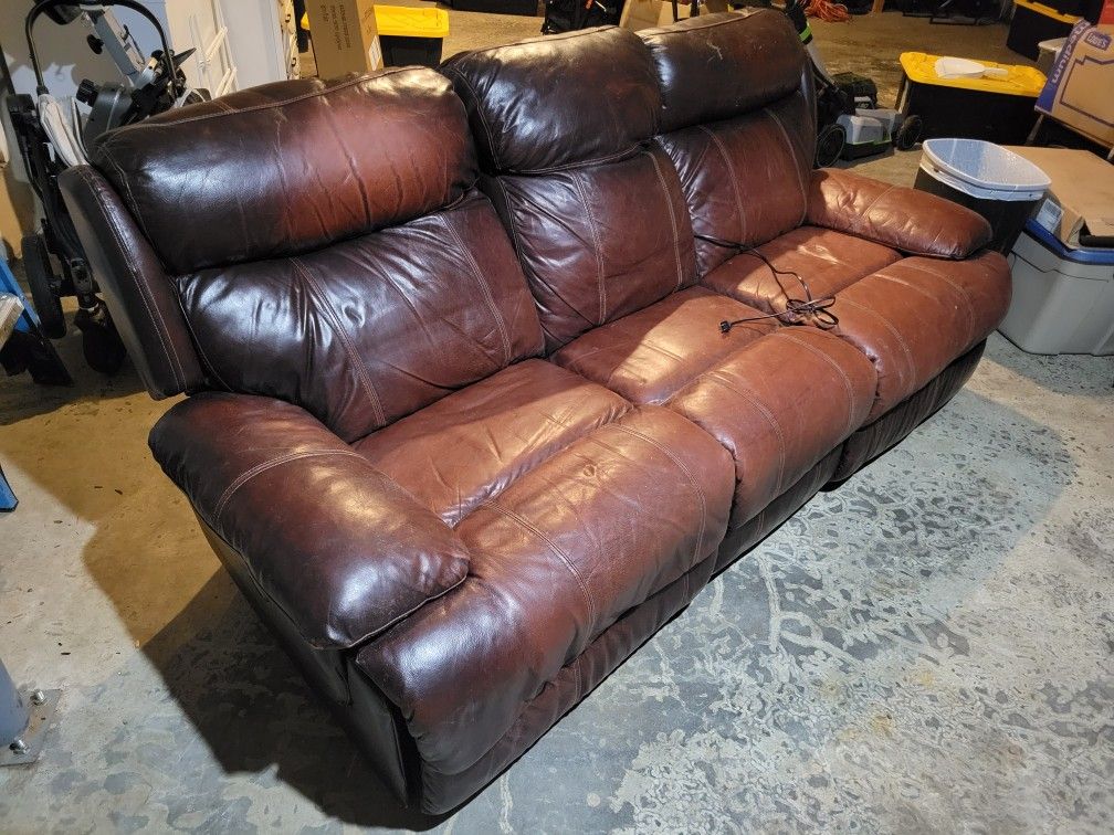 Leather Sofa /w Electric Reclining