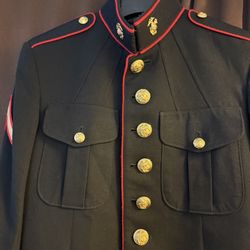 USMC U.S. Marine Corps Dress Blues Jacket, Enlisted Size 40L