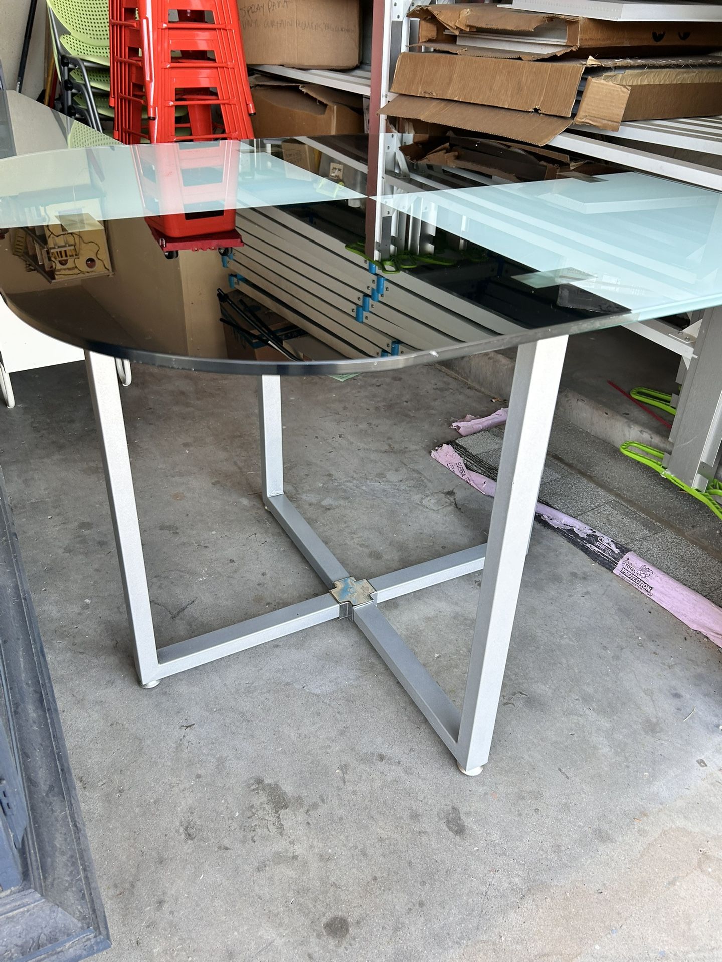 Modern Checkered Black And White Retro Dining Table