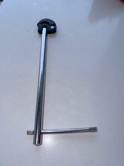 ARES 33004 11-In Basin Wrench - Adjustable 3/8 to 1-1/4-In