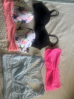 Victoria Secret/pink Bras