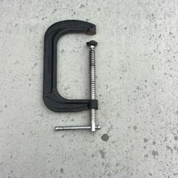 One.   6 inch clamp.
