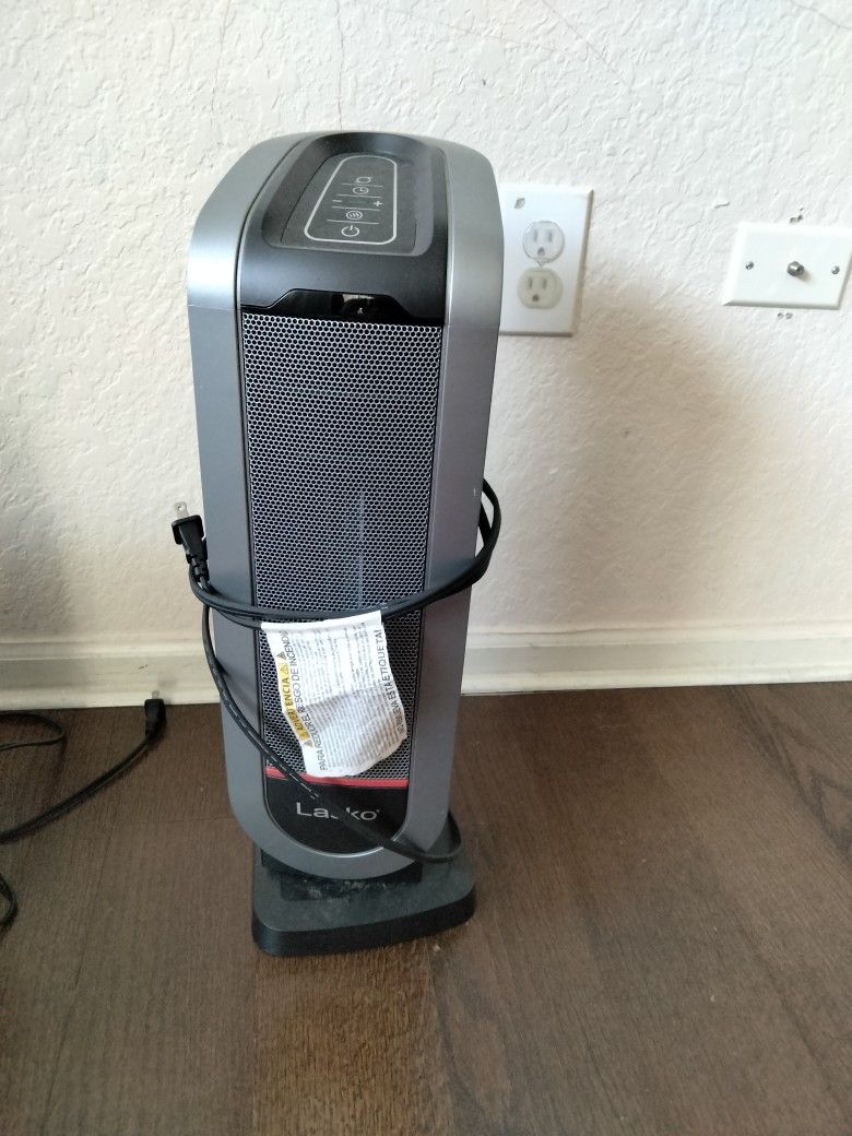 LASKO Movable Air Heater,CT22425 for Sale in Tampa, FL - OfferUp