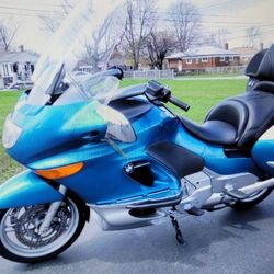 For sale is a 1999 BMW K1200LT  in Excellent Condition. 
This bike is loaded and ready for a road trip.
It has heated seats both driver and passenger 