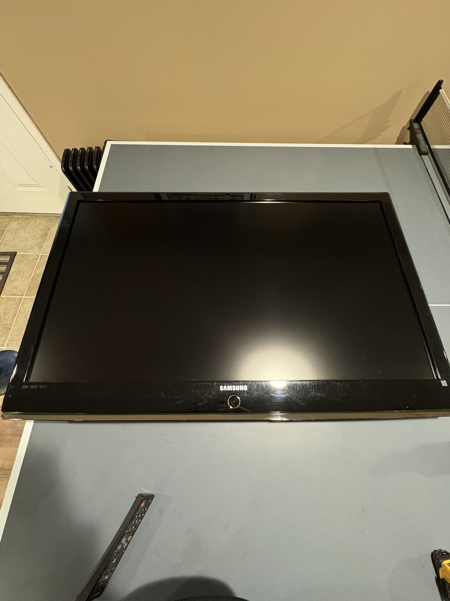 46 In LCD Samsung Tv