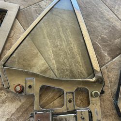 Mustang Quarter Window Assembly