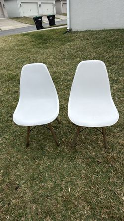 Pair of white chairs for sale