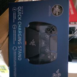 Razer Quick Charging Stand for PlayStation 5 DualSense Wireless Controller Black