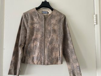Women’s genuine leather jacket with lining size Small