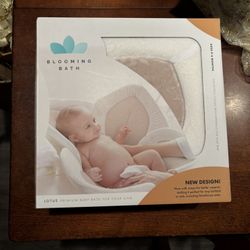 Blooming Bath Lotus Baby Bath