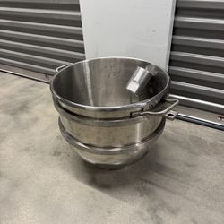 Hobart 60qt mixer with dough hook
