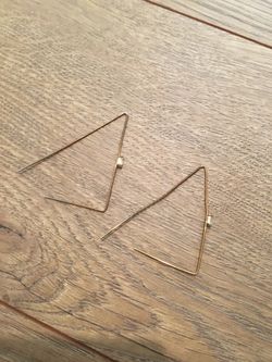 MODERN GOLD EARRINGS